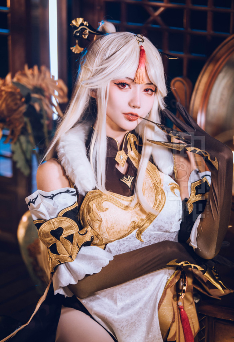 游戏《原神》凝光COS真人图（CN：如月灰）-图集侠