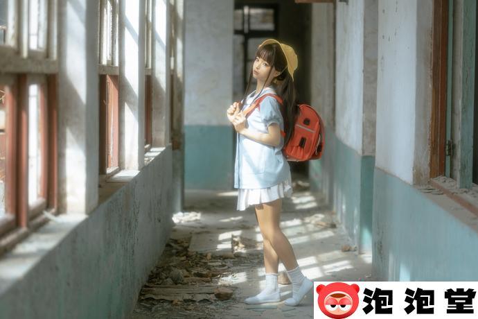 童趣与创可贴融合！蠢沫沫小黄帽绅士版cosplay系列让你感受可爱无限！