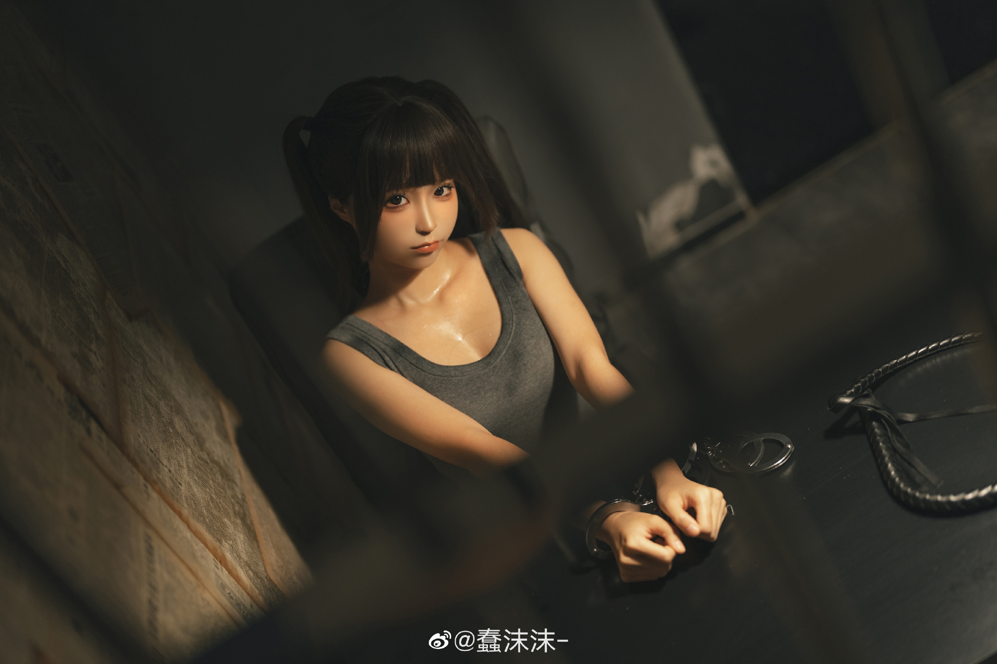 蠢沫沫《审讯》免费在线看-N5次元