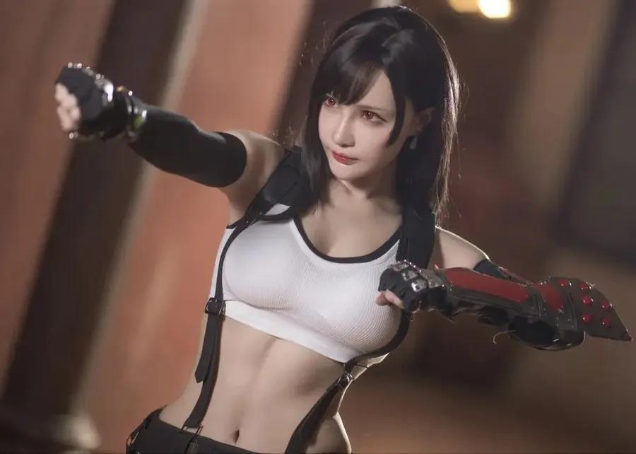 最终幻想蒂法COS图片（CN：千夜未来）-图集侠