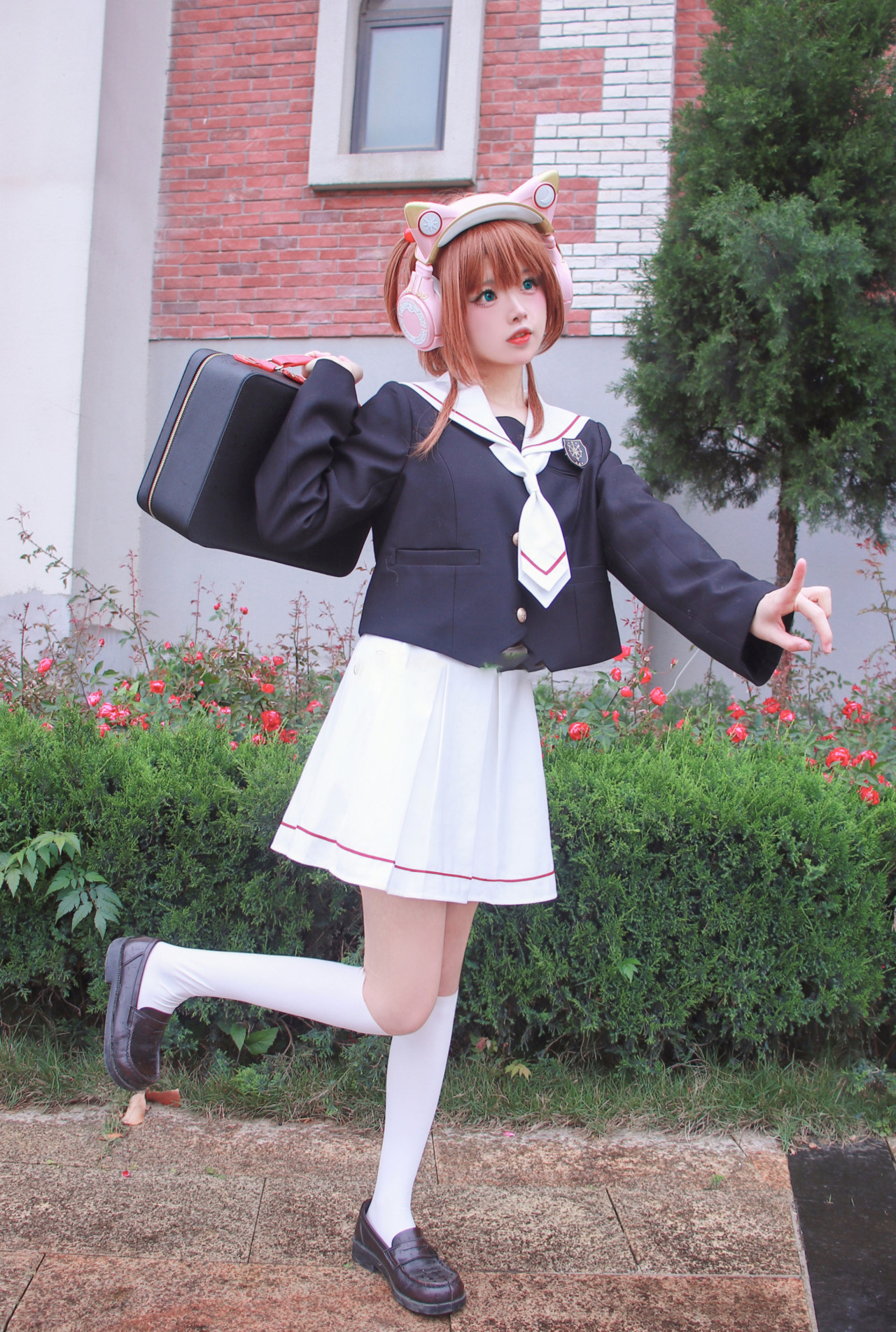 动漫《魔卡少女樱》小樱真人COS图 (CN：小奶糕Milky)-图集侠