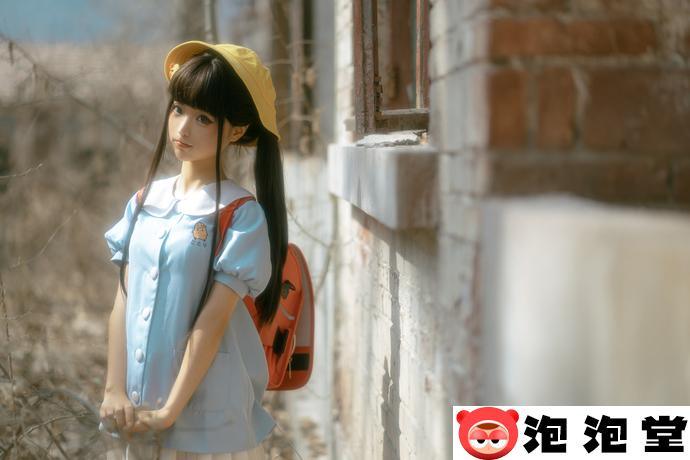 童趣与创可贴融合！蠢沫沫小黄帽绅士版cosplay系列让你感受可爱无限！